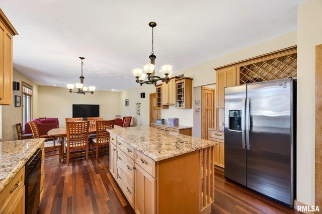 709 MARCUS Court, Chillicothe, IL 61523