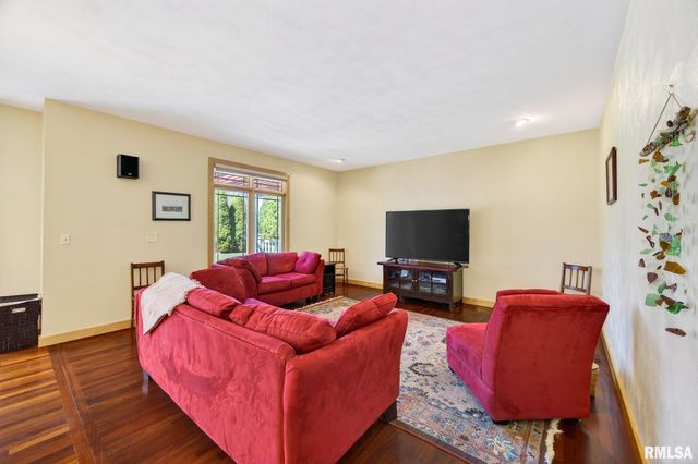 709 MARCUS Court, Chillicothe, IL 61523