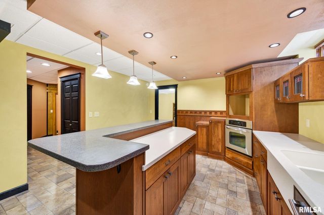 709 MARCUS Court, Chillicothe, IL 61523