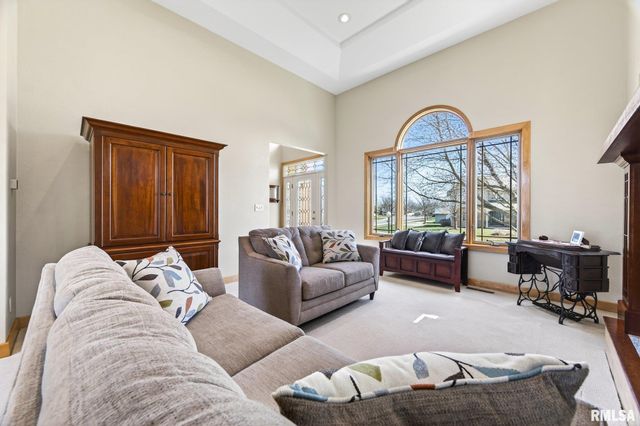 709 MARCUS Court, Chillicothe, IL 61523