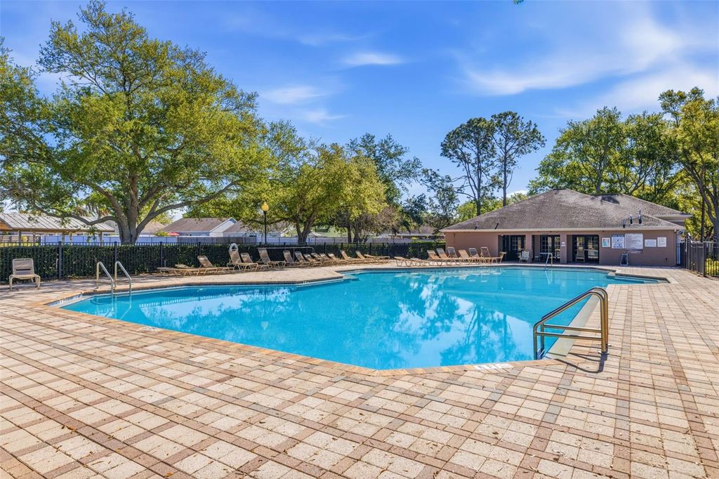 Image 17 of property listing at 12422 TREE POINTE COURT, Riverview, FL 33578