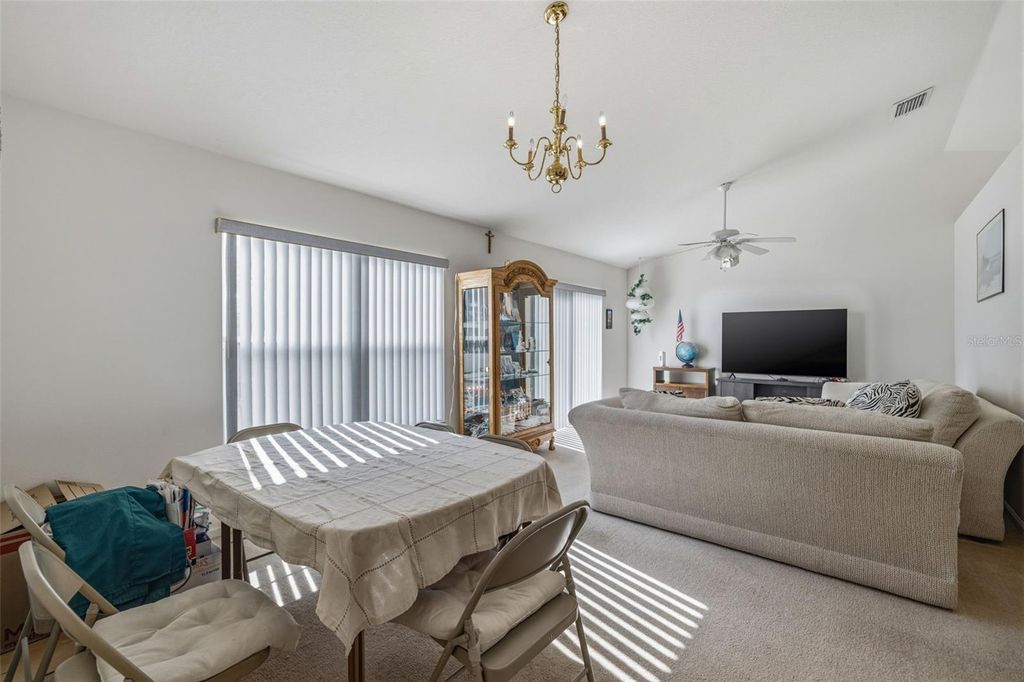 Image 7 of property listing at 12422 TREE POINTE COURT, Riverview, FL 33578