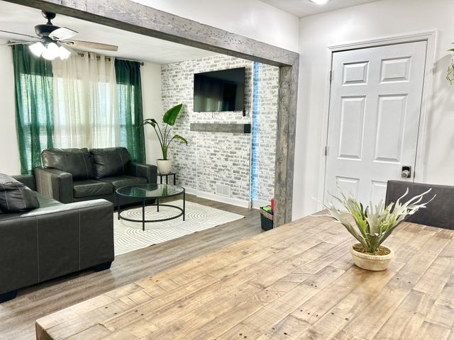 147 Saratoga Dr, Clarksville, TN 37042