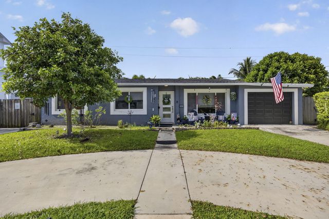 240 GREGORY Road, West Palm Beach, FL 33405