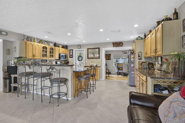 240 GREGORY Road, West Palm Beach, FL 33405