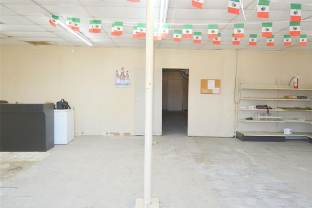 10013 W Montgomery Road, Houston, TX 77088