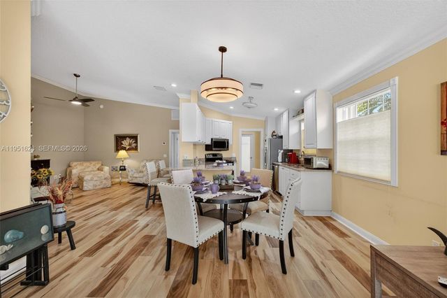 10653 SW Hartwick Dr, Port St. Lucie, FL 34987