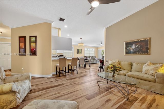 10653 SW Hartwick Dr, Port St. Lucie, FL 34987