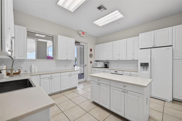 10653 SW Hartwick Dr, Port St. Lucie, FL 34987