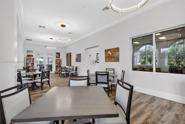 10653 SW Hartwick Dr, Port St. Lucie, FL 34987