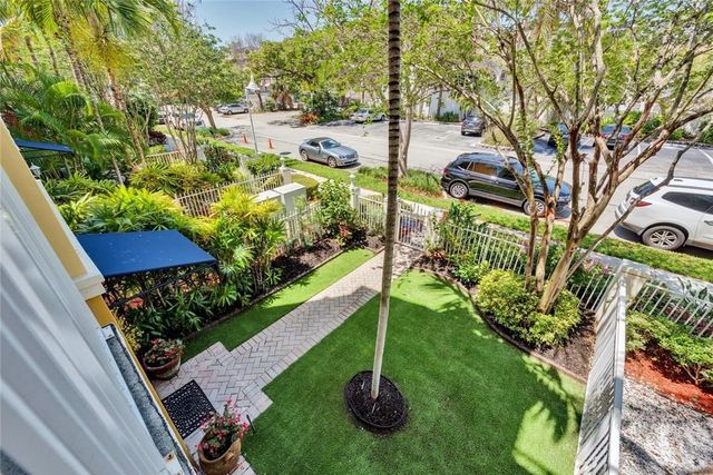 538 NE 7th Avenue 1, Fort Lauderdale, FL 33301