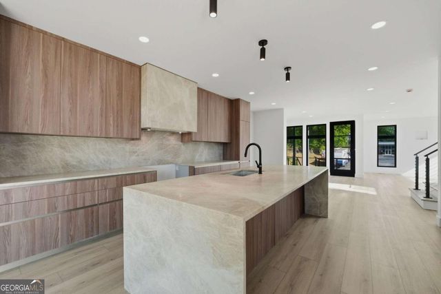 702 Foundry Street NW, Atlanta, GA 30314