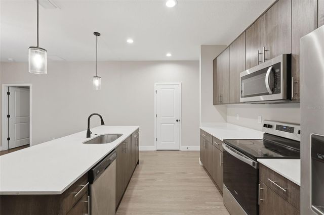1833 JAYHAWK COURT NW, Palm Bay, FL 32907