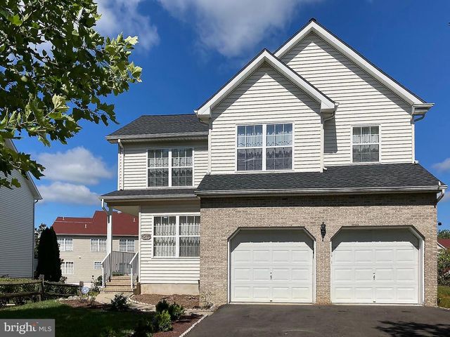 19 RICHARDS RD, Lawrenceville, NJ 08648