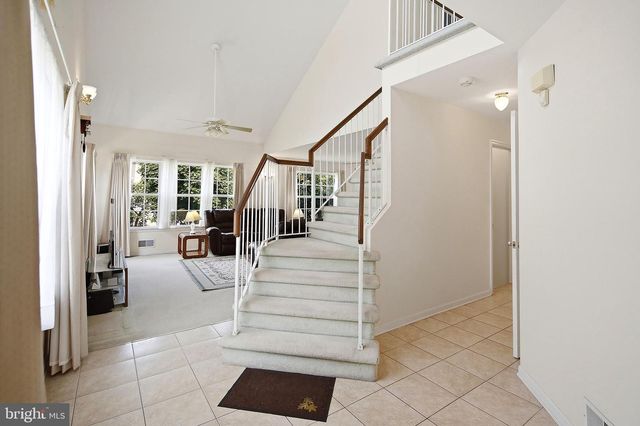 19 RICHARDS RD, Lawrenceville, NJ 08648