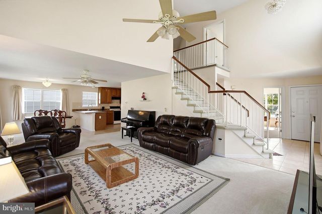 19 RICHARDS RD, Lawrenceville, NJ 08648