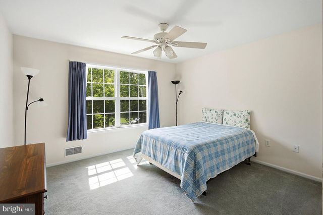 19 RICHARDS RD, Lawrenceville, NJ 08648
