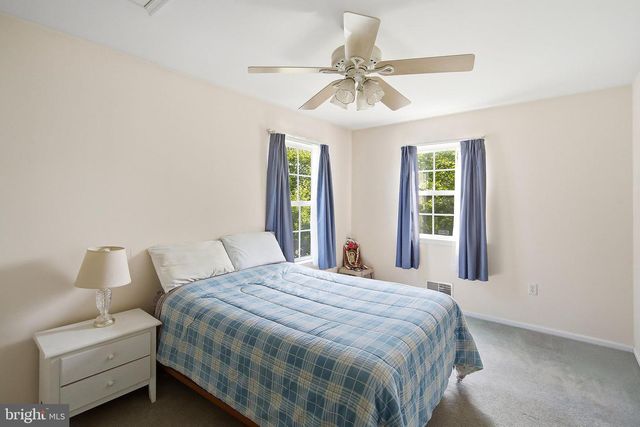 19 RICHARDS RD, Lawrenceville, NJ 08648