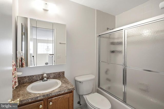 19 RICHARDS RD, Lawrenceville, NJ 08648