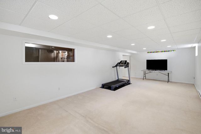 19 RICHARDS RD, Lawrenceville, NJ 08648