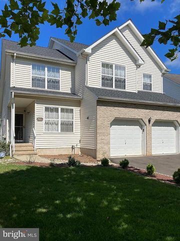19 RICHARDS RD, Lawrenceville, NJ 08648