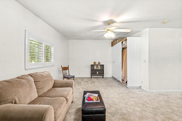 5136 Blaker Rd, Ceres, CA 95307