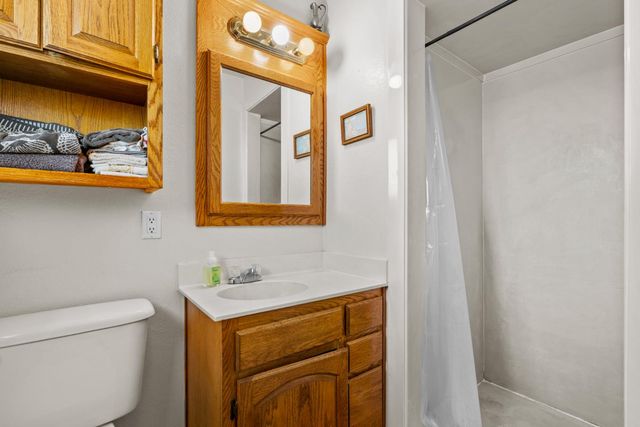 5136 Blaker Rd, Ceres, CA 95307