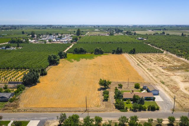 5136 Blaker Rd, Ceres, CA 95307