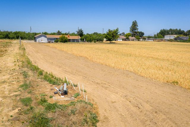 5136 Blaker Rd, Ceres, CA 95307