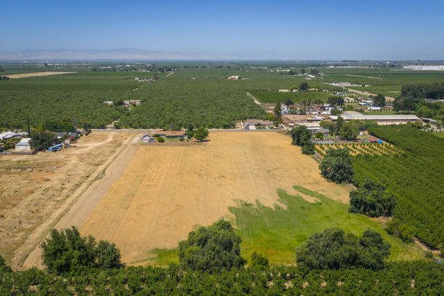 5136 Blaker Rd, Ceres, CA 95307
