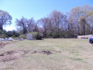 214 E Railroad Street, La Grange, NC 28551