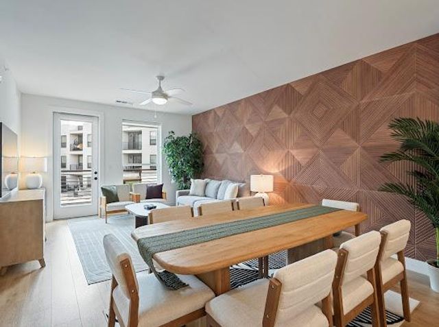 1701 Simond Ave 510, Austin, TX 78723