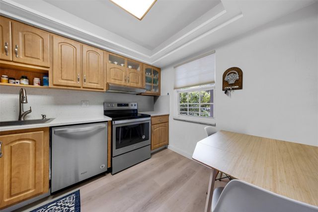 808 Cypress Blvd 310, Pompano Beach, FL 33069