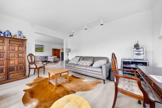 808 Cypress Blvd 310, Pompano Beach, FL 33069