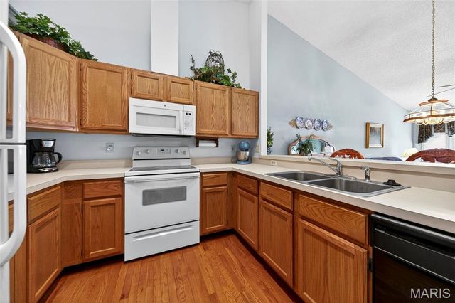 1551 Rosedale Drive 72A, O'fallon, MO 63366