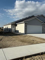 12954 E Blake St, Wichita, KS 67230