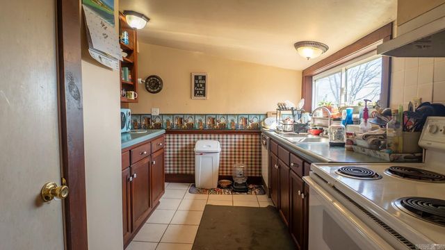 302 Vine Street, Alton, MO 65606