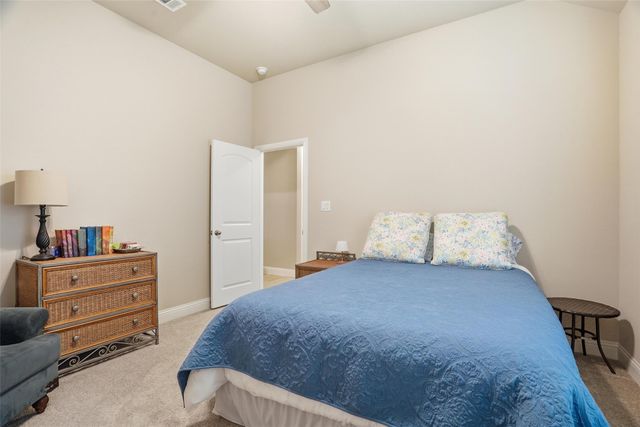 136 Colonial Drive, Joshua, TX 76058