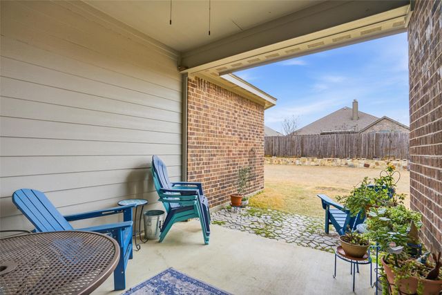 136 Colonial Drive, Joshua, TX 76058