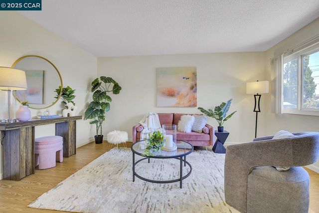 1601 17Th St, San Pablo, CA 94806