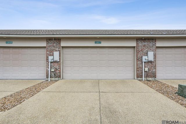 13807 Azalea Dr, St Francisville, LA 70775