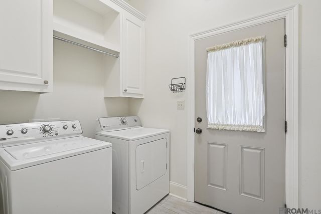 13807 Azalea Dr, St Francisville, LA 70775