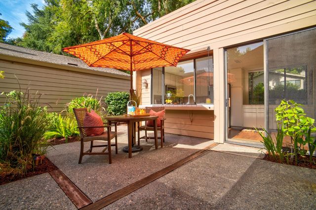 424 Hartnell Pl, Sacramento, CA 95825