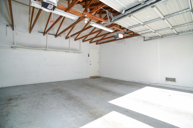 424 Hartnell Pl, Sacramento, CA 95825