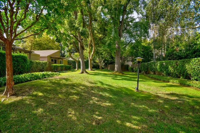 424 Hartnell Pl, Sacramento, CA 95825