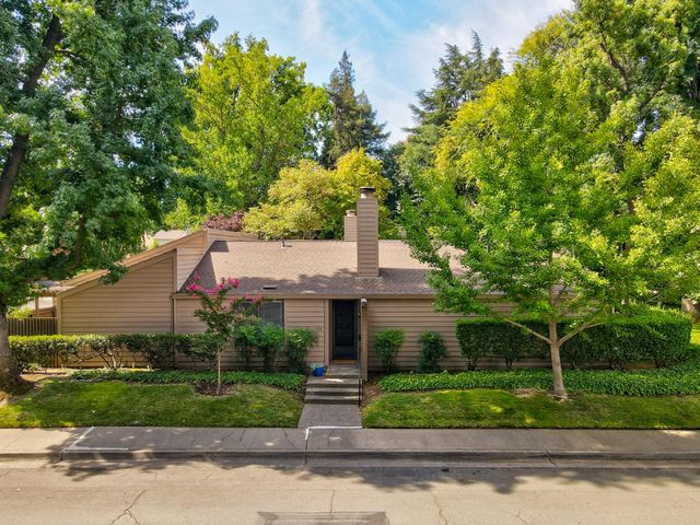 424 Hartnell Pl, Sacramento, CA 95825