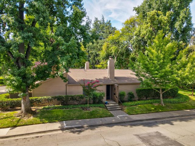 424 Hartnell Pl, Sacramento, CA 95825