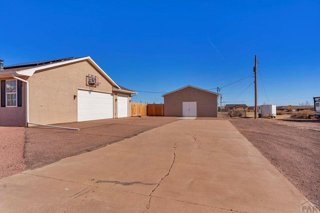 1349 E Kiva Dr, Pueblo West, CO 81007