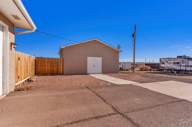 1349 E Kiva Dr, Pueblo West, CO 81007