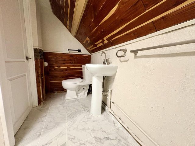 2820 N Palmer STREET E, Milwaukee, WI 53212